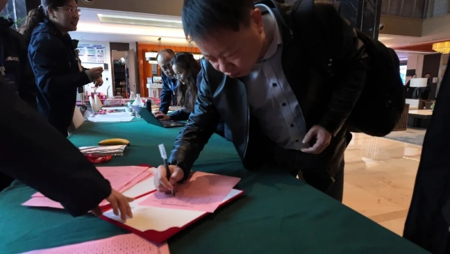 龍勝管全國經(jīng)銷商年會(huì)圓滿召開,見相非相,即見如來! 龍勝管全國經(jīng)銷商年會(huì)圓滿召開,見相非相,即見如來!